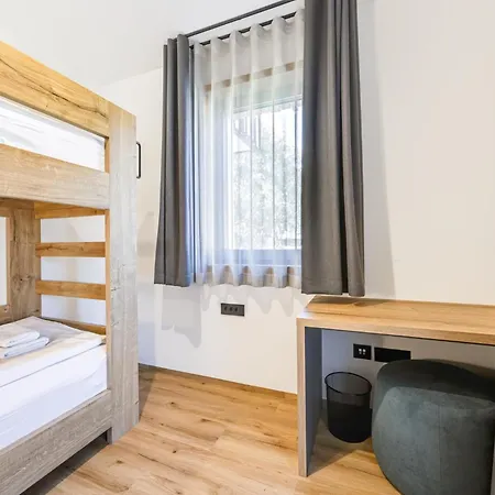 Gora Boutique Apartment *